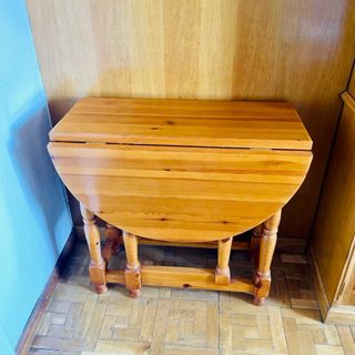 Mesa de madera extensible