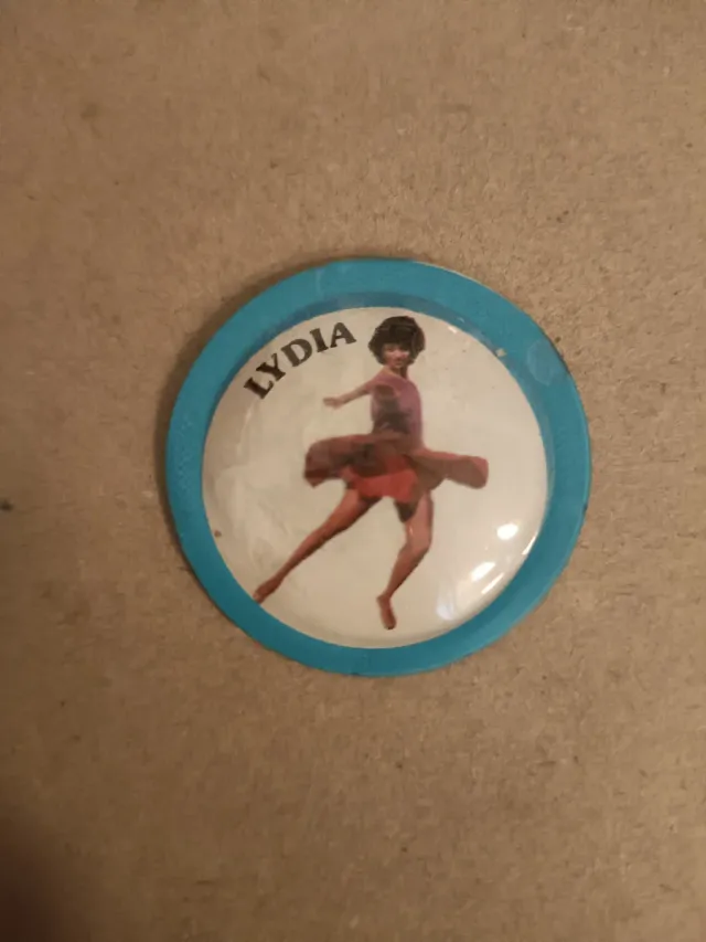 Chapa adhesiva FAMA Lydia Bailarina