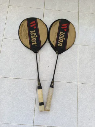 2 Raquetas de Bádminton Winn y plumas