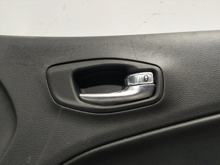 GUARNECIDO PUERTA DELANTERA DERECHA JEEP COMPASS
