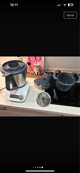 Thermomix TM6 con vaso cubilete y cortador