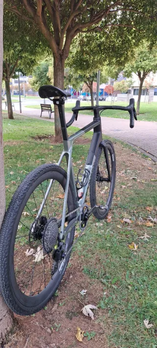  Canyon Grail CF SLX 8 AXS