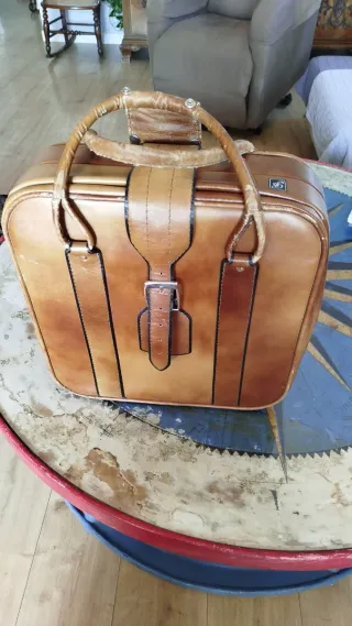 Maletín vintage cuero marrón