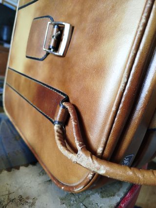 Maletín vintage cuero marrón