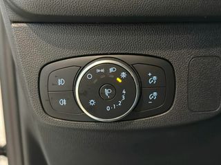 Ford Focus 1.0 Ecoboost MHEV 114kW Active SB