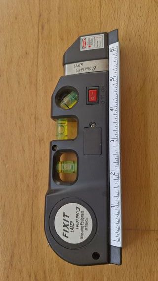 Nivel Láser Levelpro3 con Cinta Métrica 2,5 metro