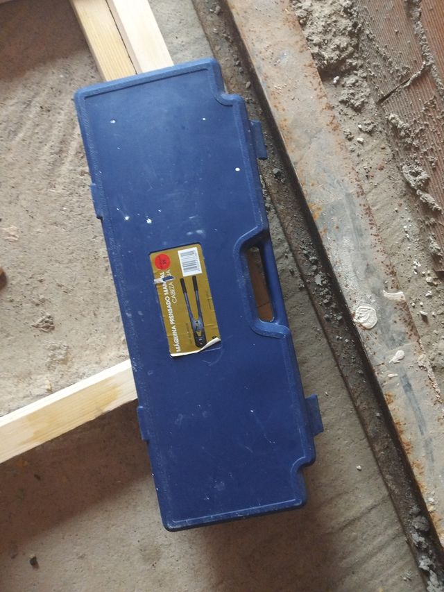 Herramienta multicapa para fontanería