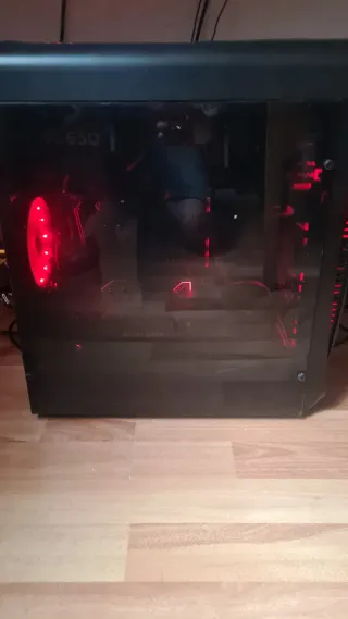 PC Gamer i7-7700K / GTX 970 / 16 GB RAM / SSD 1 TB