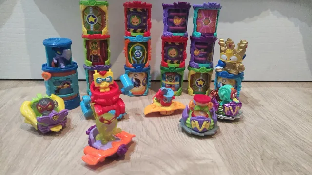 Superzings Pack de Figuras y Vehículos