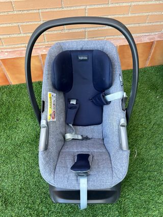 Inglesina Aptica Azul y Gris