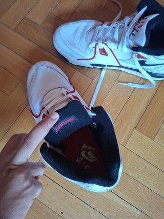 Nike Air Jordan 1 Mid Blanco/Rojo