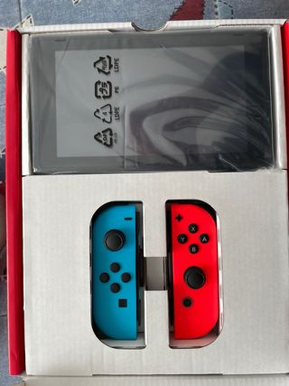 Nintendo Switch Azul y Rojo