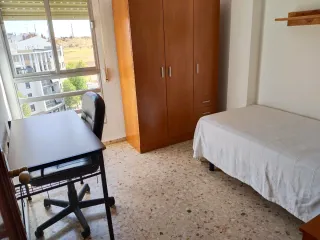 Se alquila habitacion en Badajoz