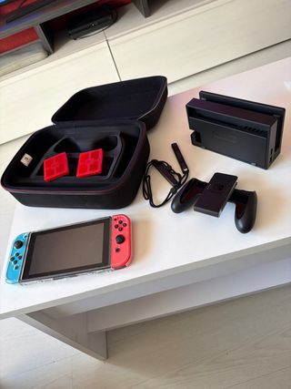 Nintendo Switch Azul y Rojo