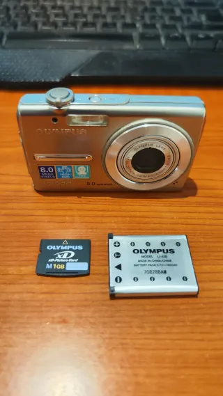 Olympus C520 Cámara Digital + Batería + Tarjeta