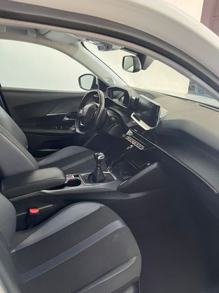 Peugeot 2008 1.5BLUEHDI ALLURE 100CV