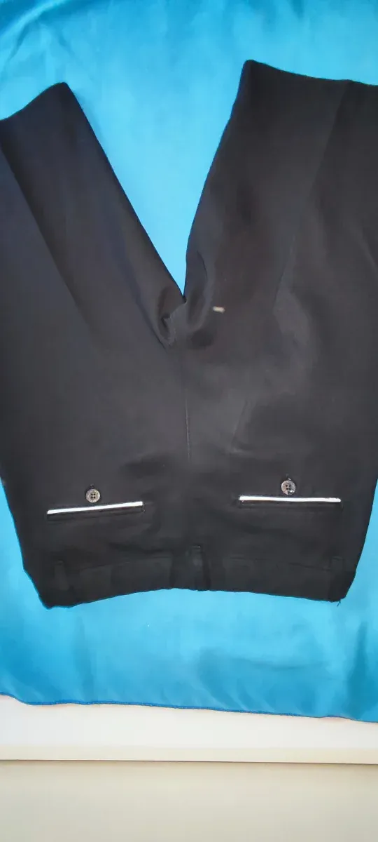 Pantalón corto uniforme Colegio Amor de Dios T12