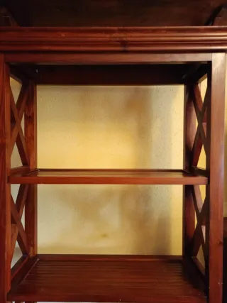 Estantería madera 4 baldas NO sé responde a móvil.