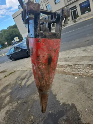 Martillo hidráulico Rammer in11