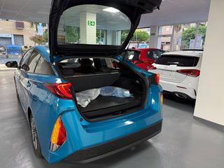 Toyota Prius Enchufable - Híbrido Solar/ 21.000 km