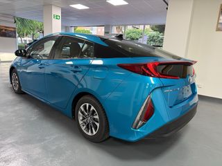 Toyota Prius Enchufable - Híbrido Solar/ 21.000 km