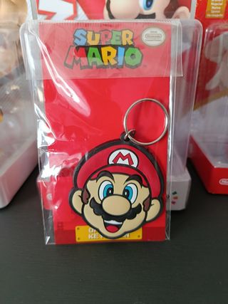 Lote Amiibos Super Mario y Mario Odyssey + llavero