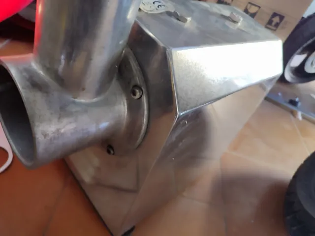 Picadora Fama Industrie para reparar motor