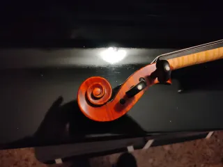 Violín Gliga hecho a mano en Europa