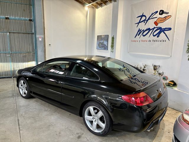 Peugeot 407 COUPE