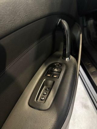 Peugeot 407 COUPE