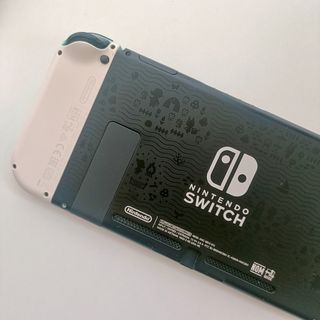 Nintendo Switch Animal Crossing + 2 Juegos Pokémon