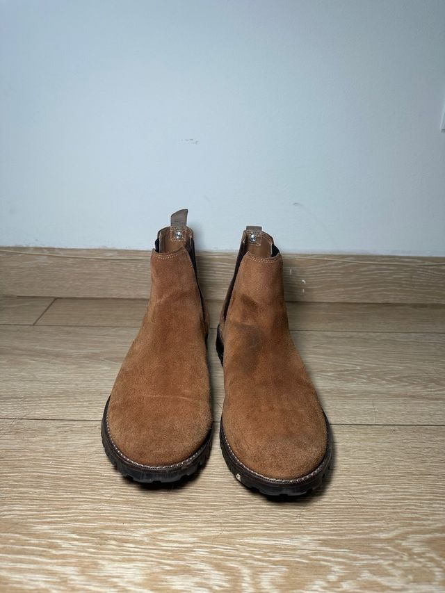 Botas hombre ante marrón