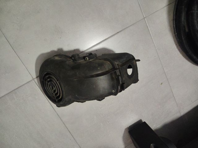 Cilindro Jog 30€ y Plásticos 15€