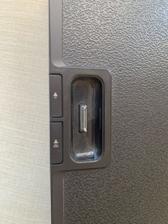 Altoparlante Yamaha PDX-31 nero + Bluetooth BelKin