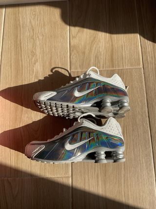 Zapatillas Nike Shox R4 Plata y Blanco