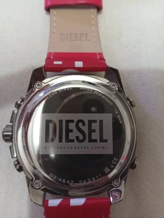 Reloj Diesel Correa Roja y Plata
