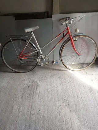 Bicicleta de paseo vintage