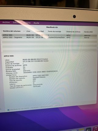 MacBook Air 13” (2017) Solo 40 ciclos de batería