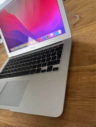 MacBook Air 13” (2017) Solo 40 ciclos de batería
