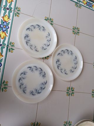 piatti decorativi antichi, VINTAGE 
10 unità
