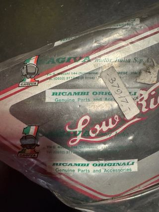 Fiancatina laterale per Cagiva Low Rider 125.