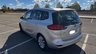 Opel Zafira Tourer 2012