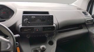 Peugeot Partner Furgon BlueHDi 100 Pro Standard 600kg 73 kW (98 CV)