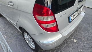 Mercedes-Benz Clase A 2006 180CDi Elegance 1 dueño