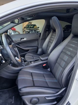 Mercedes-Benz Clase CLA Coupé 220