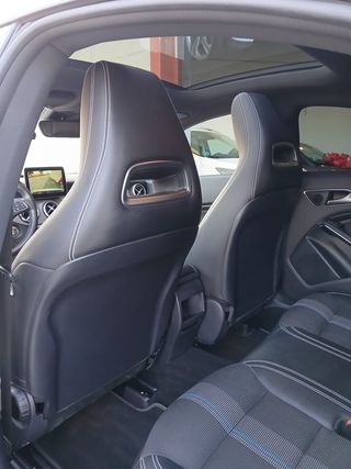 Mercedes-Benz Clase CLA Coupé 220