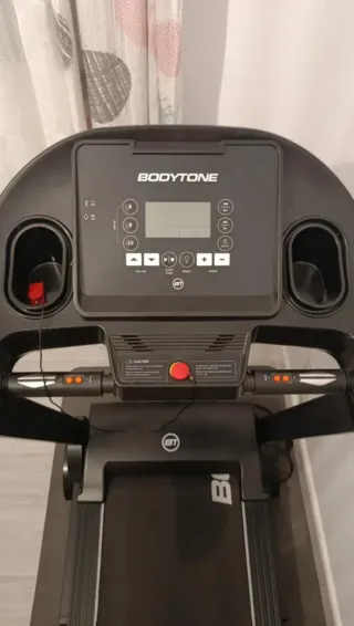 Cinta de correr BODYTONE DT116