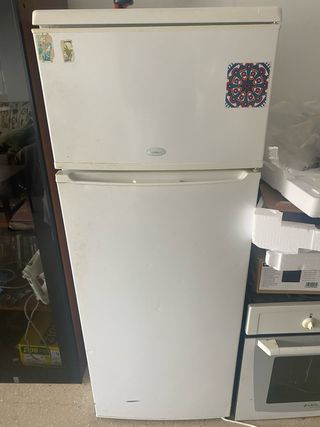 Nevera Icelook con congelador
