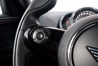 MINI Countryman COUNTRYMAN COOPER HIBRIDO ENCHUFABLE SE ALL4 AUT. 162/220PS, 1499CM3