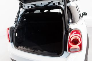 MINI Countryman COUNTRYMAN COOPER HIBRIDO ENCHUFABLE SE ALL4 AUT. 162/220PS, 1499CM3